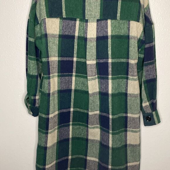 Fall Plaid Oversized Long Collared Full Button Front Shirt Jacket Size Medium - Picture 11 of 12